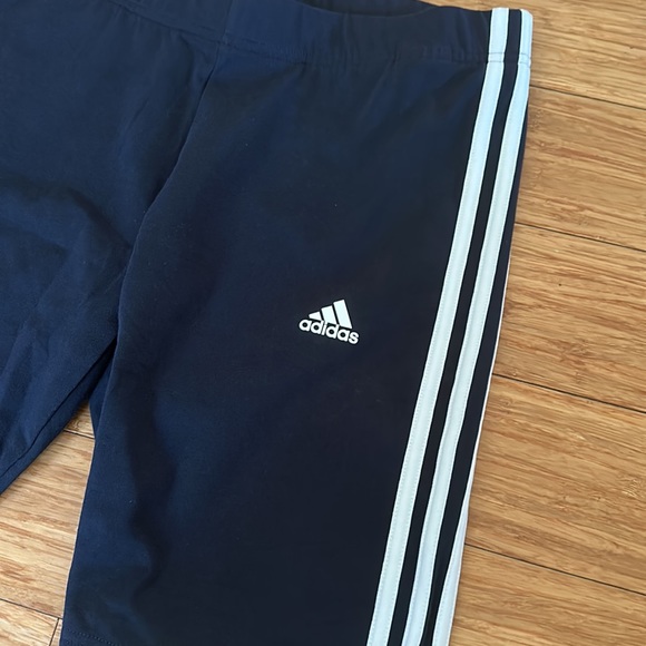 NWT Adidas Women’s Dark Navy/Ink Biker Shorts Size L - Picture 2 of 5